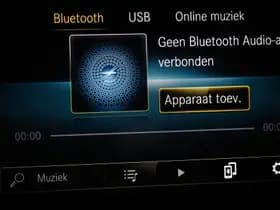 Mercedes-Benz EQC thumbnail 50