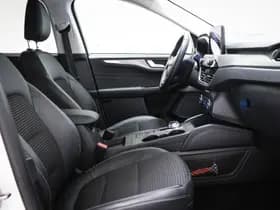 Ford Kuga thumbnail 11