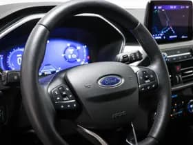 Ford Kuga thumbnail 38