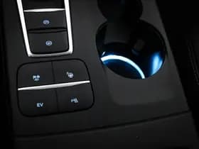 Ford Kuga thumbnail 44