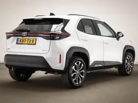 Toyota Yaris Cross thumbnail 2