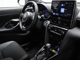 Toyota Yaris Cross thumbnail 4