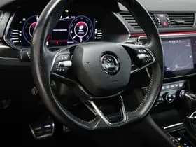 Škoda Superb thumbnail 38