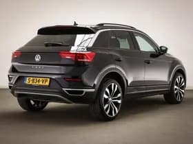 Volkswagen T-Roc thumbnail 2