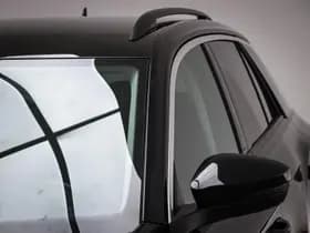 Volkswagen T-Roc thumbnail 16