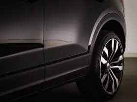 Volkswagen T-Roc thumbnail 17