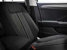 Volkswagen T-Roc thumbnail 8