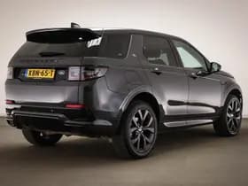 Land Rover Discovery Sport thumbnail 2