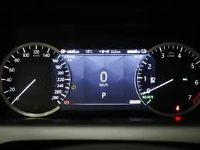 Land Rover Discovery Sport thumbnail 4