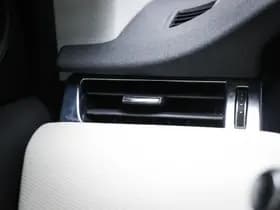 Land Rover Discovery Sport thumbnail 38