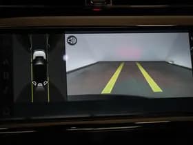 Land Rover Discovery Sport thumbnail 10