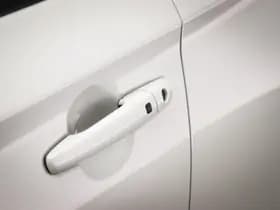 Suzuki Swift thumbnail 17