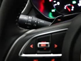 Suzuki Swift thumbnail 30