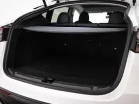 Tesla Model Y thumbnail 14