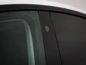 Tesla Model Y thumbnail 21