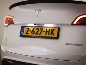 Tesla Model Y thumbnail 24