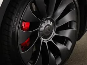 Tesla Model Y thumbnail 27