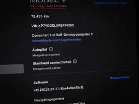 Tesla Model Y thumbnail 4
