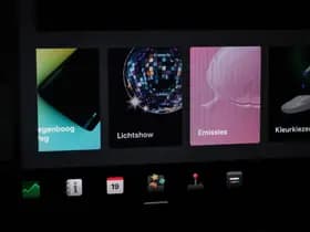 Tesla Model Y thumbnail 40