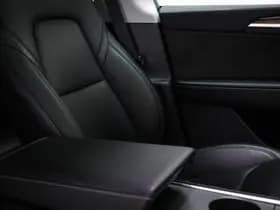 Tesla Model Y thumbnail 10