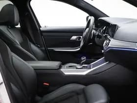 BMW 3-Serie thumbnail 4