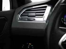 Volkswagen Tiguan thumbnail 35