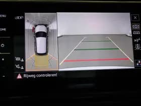 Volkswagen Tiguan thumbnail 9