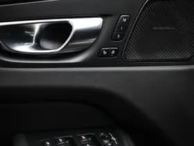 Volvo XC60 thumbnail 34
