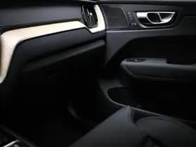 Volvo XC60 thumbnail 41