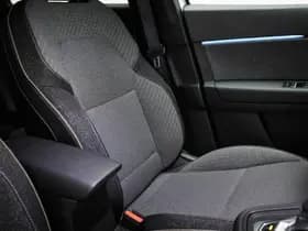 Renault Captur thumbnail 8
