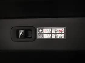 Mercedes-Benz EQS thumbnail 21