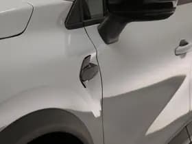 Renault Captur thumbnail 16