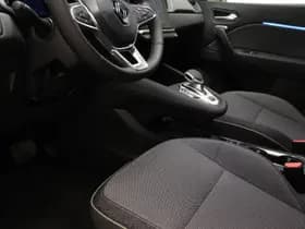 Renault Captur thumbnail 25