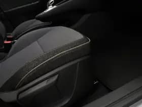 Renault Captur thumbnail 8