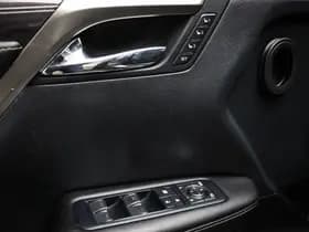 Lexus RX thumbnail 32