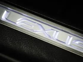 Lexus RX thumbnail 35