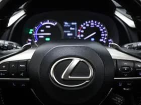 Lexus RX thumbnail 42