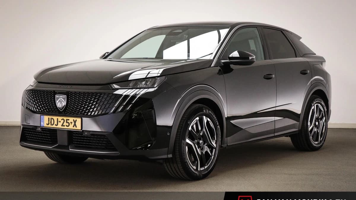 Peugeot e-3008 — foto 1