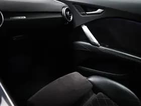 Audi TT thumbnail 46