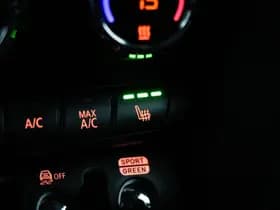 MINI Cooper thumbnail 8