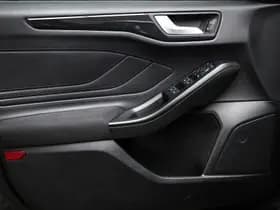 Ford Focus thumbnail 22