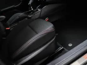 Ford Focus thumbnail 8