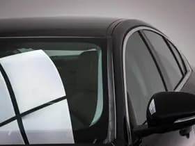 Jaguar XE thumbnail 17