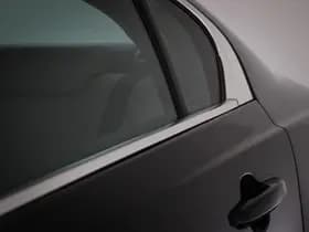 Jaguar XE thumbnail 20