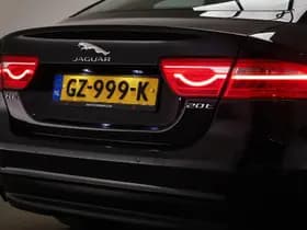 Jaguar XE thumbnail 22