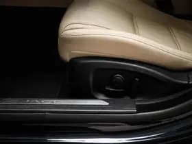 Jaguar XE thumbnail 28