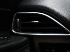 Jaguar XE thumbnail 31