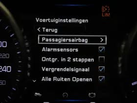 Jaguar XE thumbnail 36