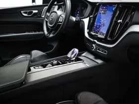 Volvo XC60 thumbnail 4
