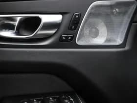 Volvo XC60 thumbnail 34